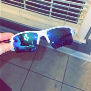 Mens Oakley Sunglasses, new worn 2 times